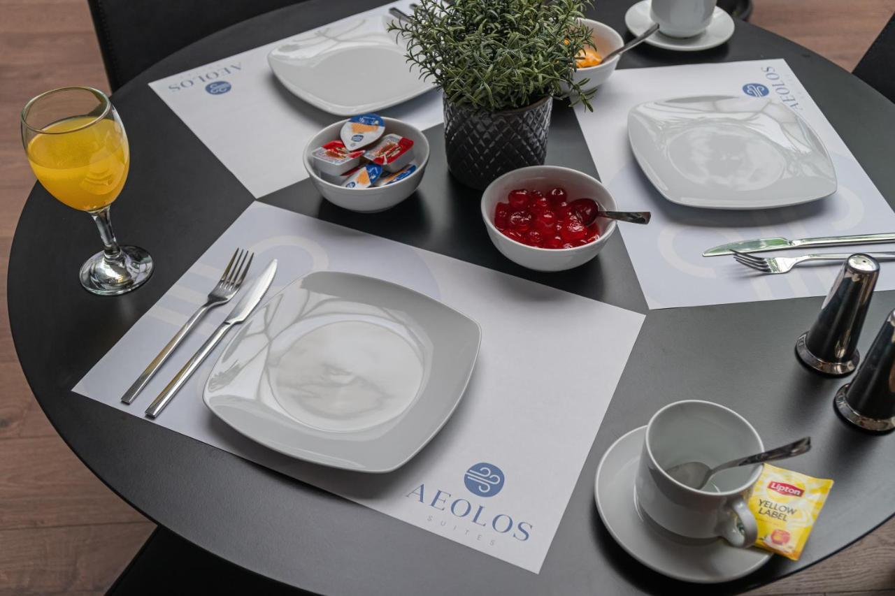 Aeolos Luxury Suites Atenas Exterior foto
