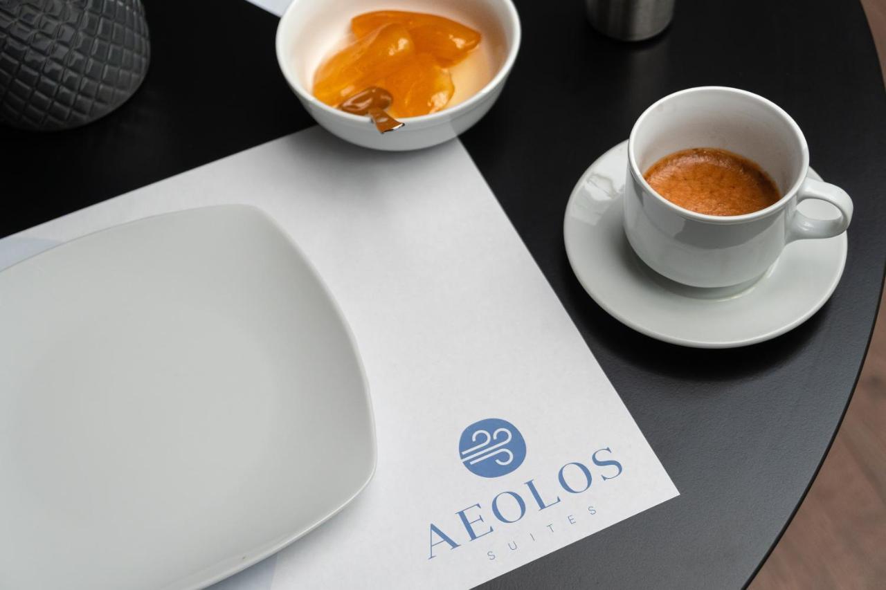 Aeolos Luxury Suites Atenas Exterior foto
